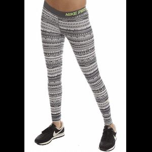 Nike Pro leggings medium full length with logo